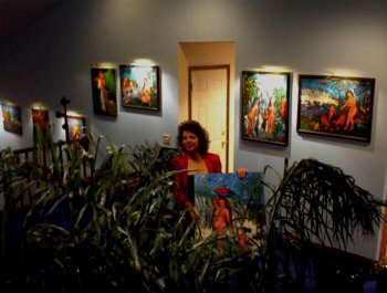 Mona Xuna Showing her Home Gallery